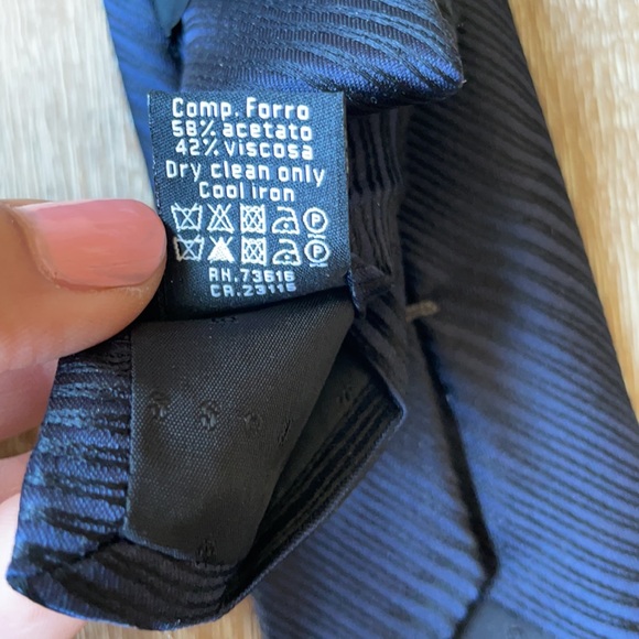 Boss Hugo Boss Black and Navy Silk Tie - Picture 6 of 7